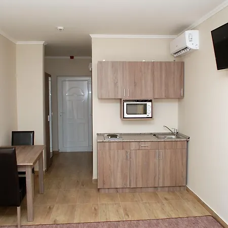 M36 Panzio Es Apartman Отель типа 