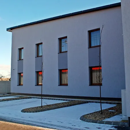 M36 Panzio Es Apartman Отель типа 