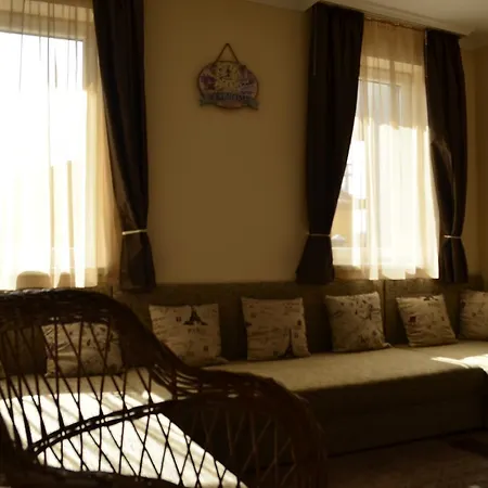 M36 Panzio Es Apartman Отель типа 