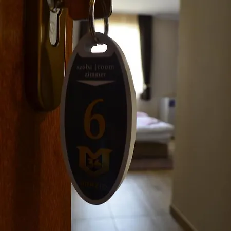 M36 Panzio Es Apartman